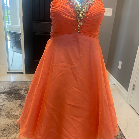 Cantaloupe colour ALYSE Paris Boutique party event dress with sparkling stones - Picture 9 of 16